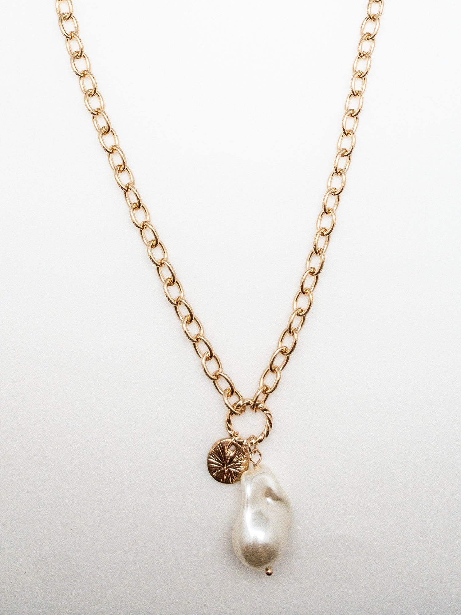 Jenny Pearl Gold Necklace