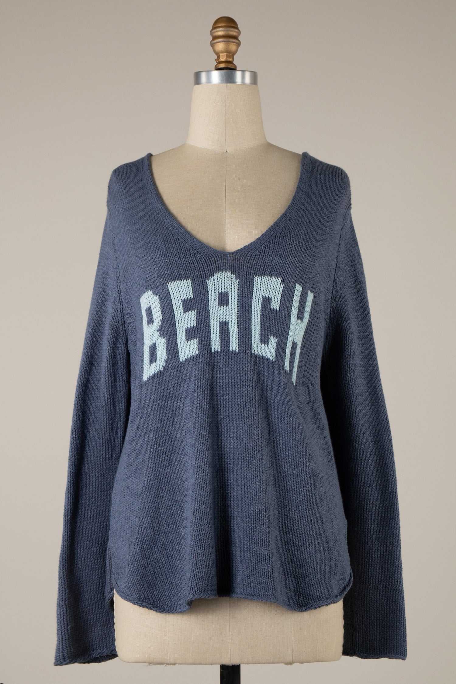 Beach Sweater in Navy Blue