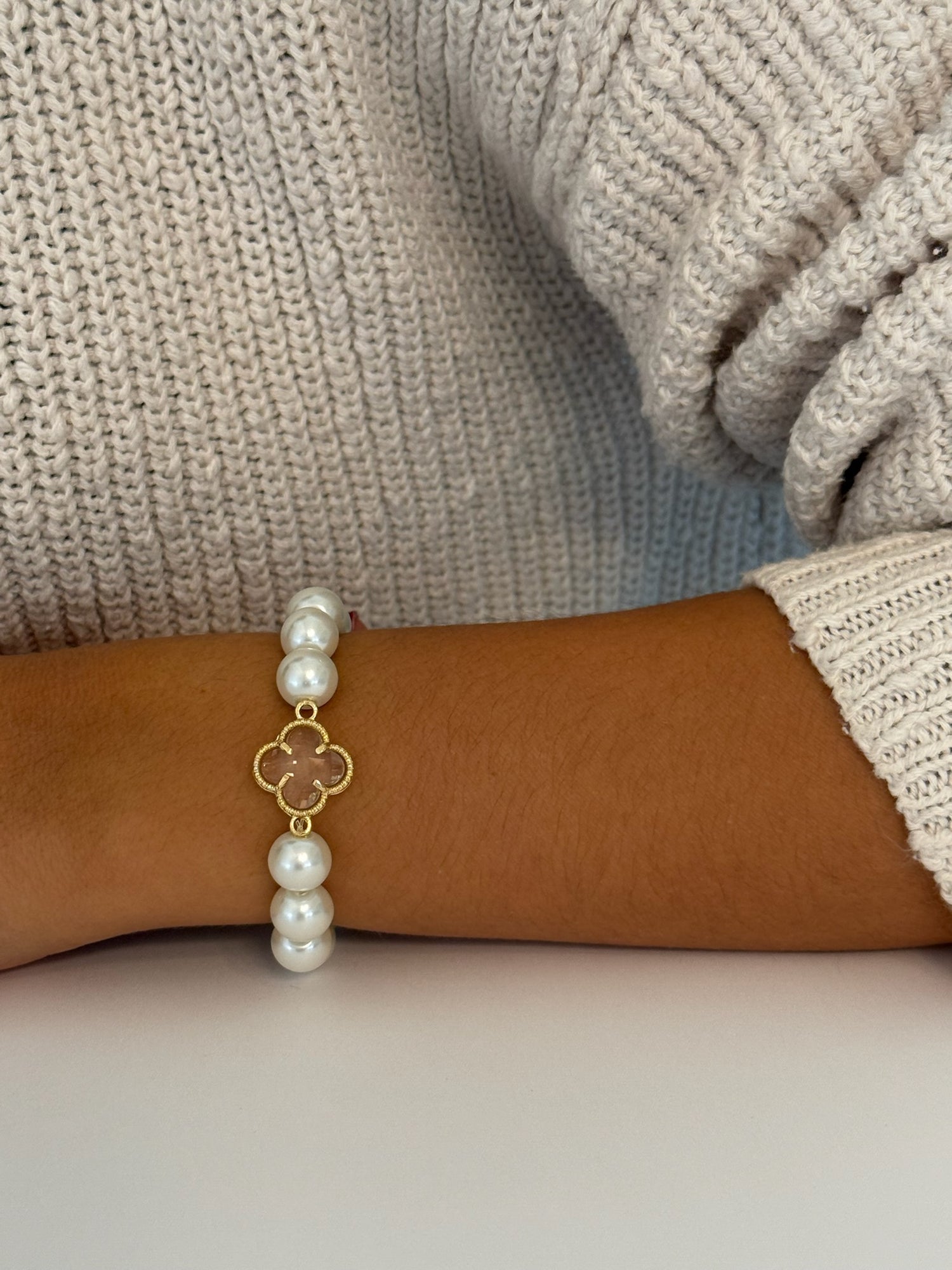 Abital Pearl Clover Bracelet in Gold