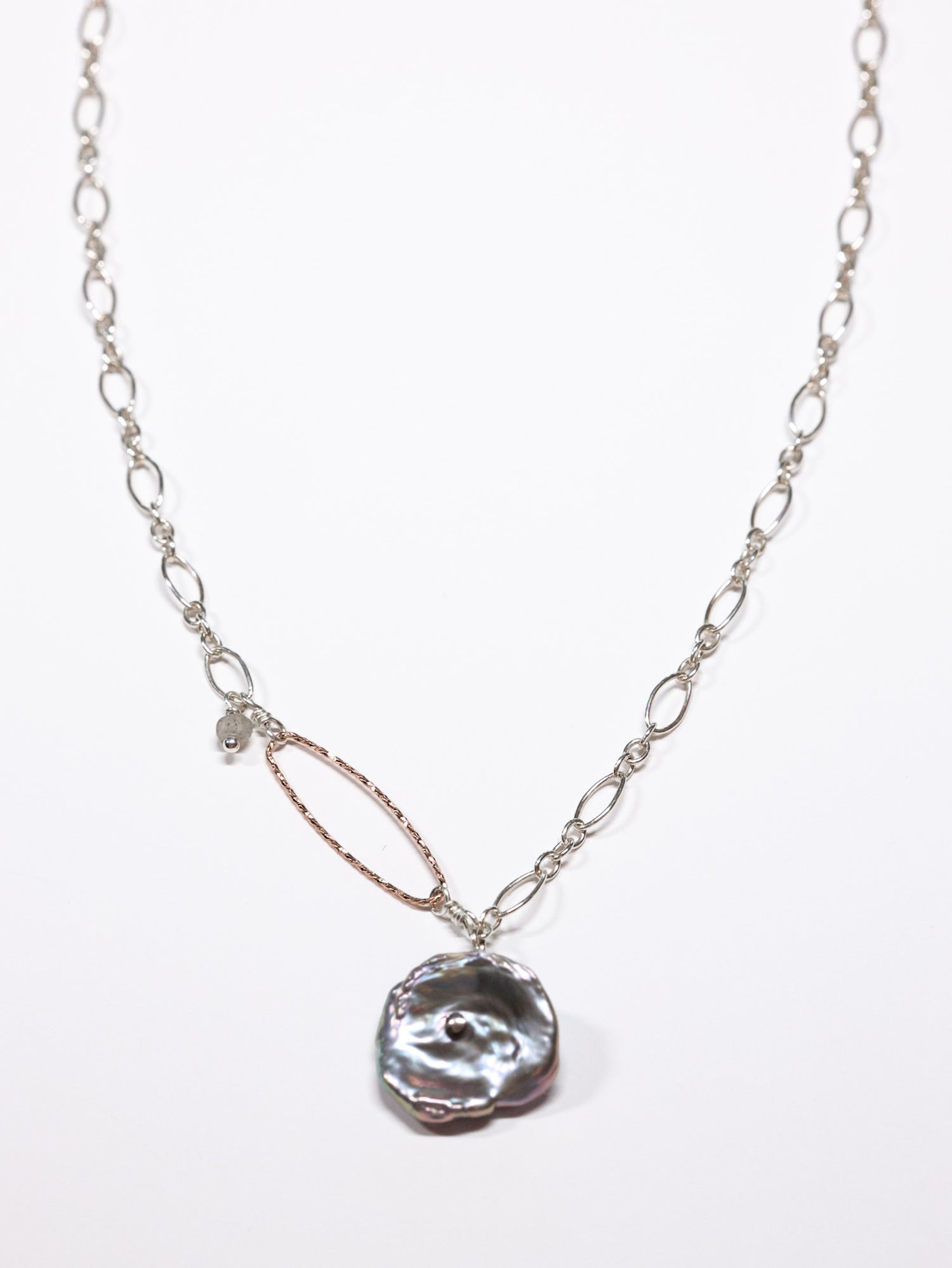 Veronica Grey Peacock Keshi freshwater pearl nh necklace silver and rose gold