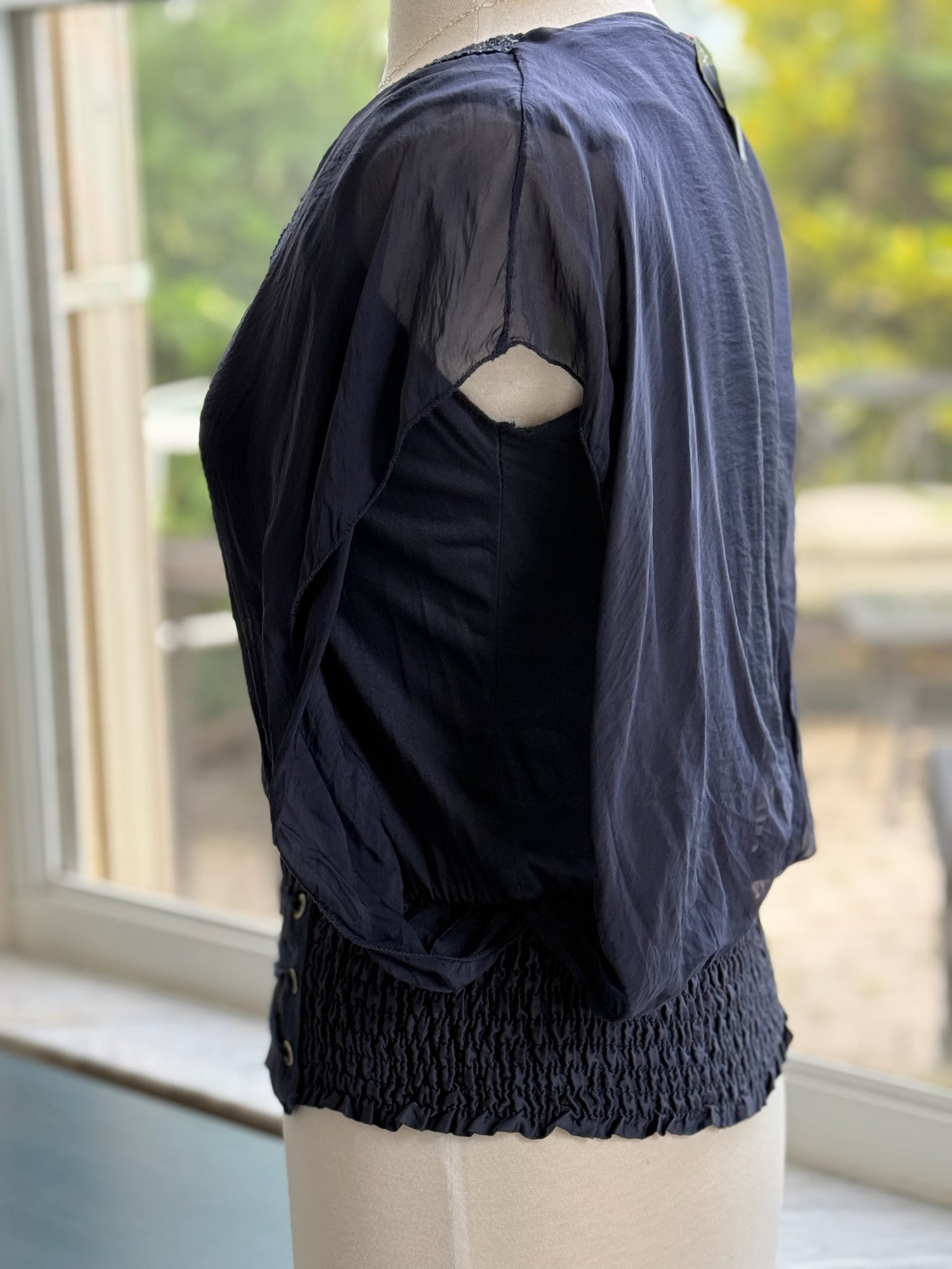 Alix Blouse in Navy