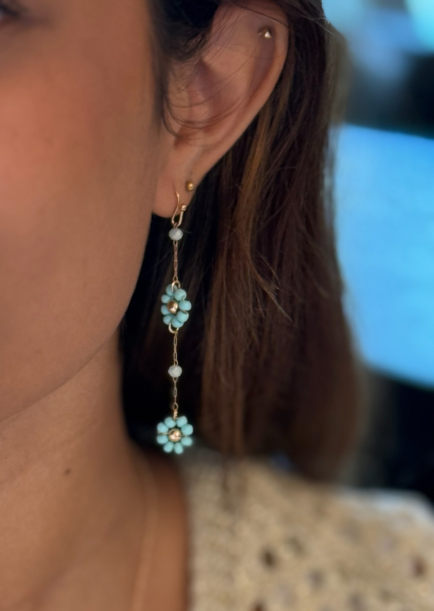 Daisy Beaded Earrings - aqua