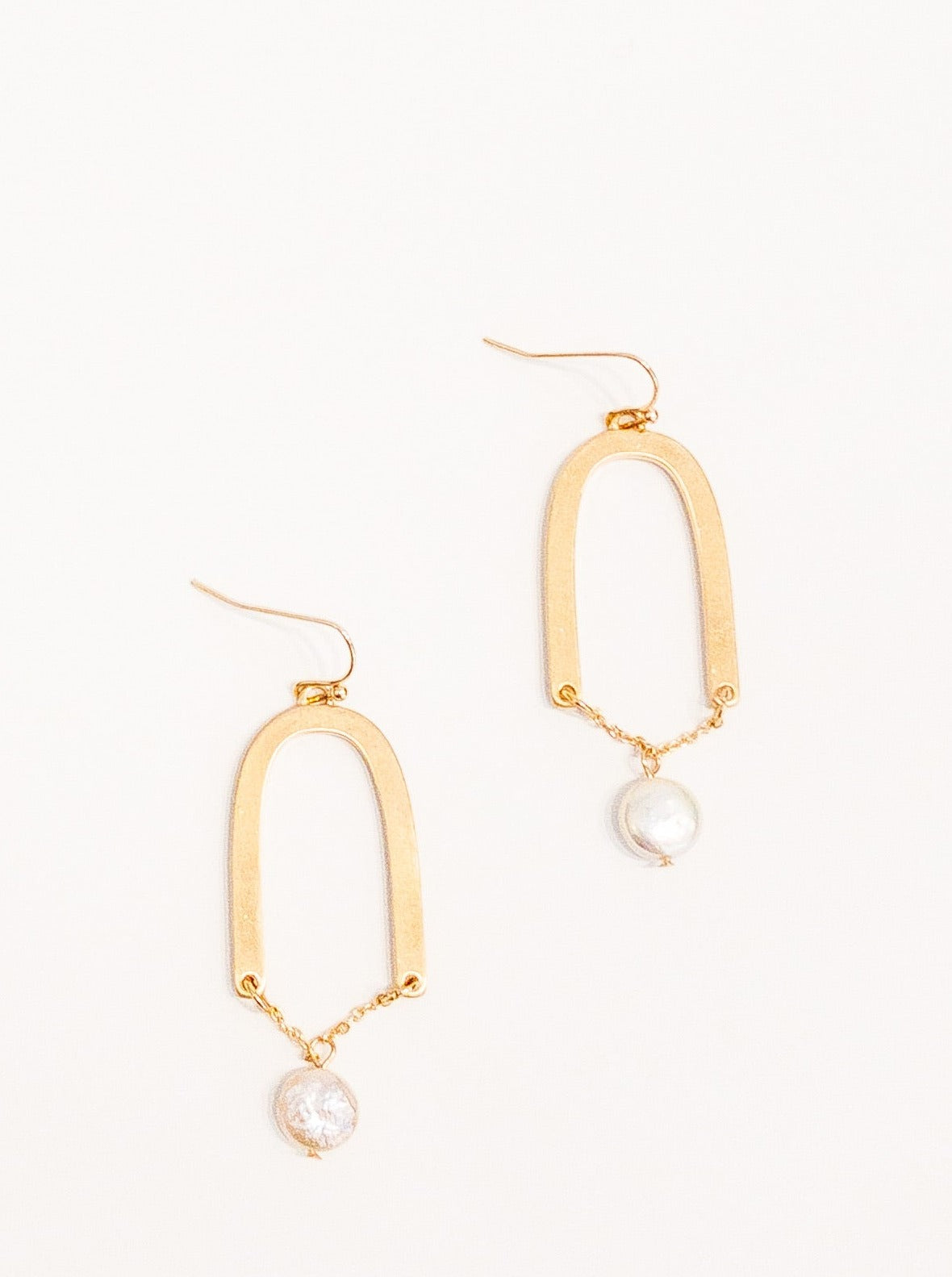 Long earrings Gold plated Freshwater pearl accent Length : 2 1/2"